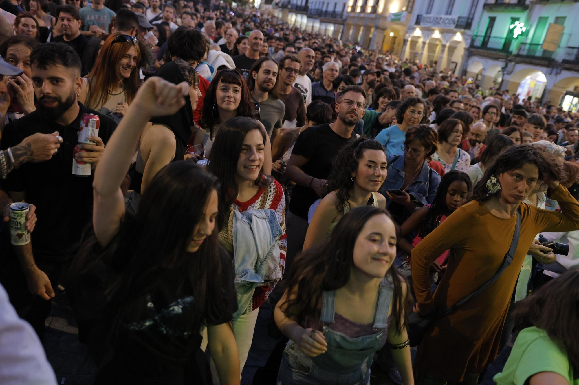 Así fue el primer día del festival Womad en Cáceres