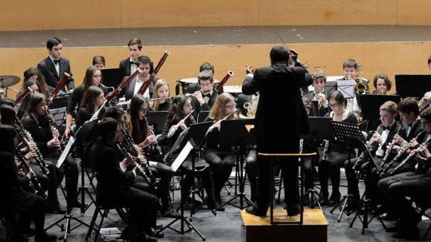 La Banda de Música del Conservatorio en su concierto de ayer. // Rafa Vázquez