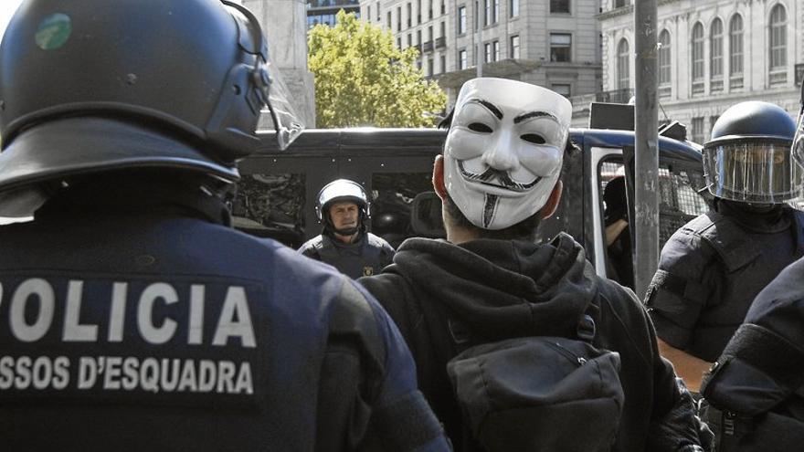 &#039;hackers&#039; filtran datos personales de miles de mossos en plena alerta yihadista