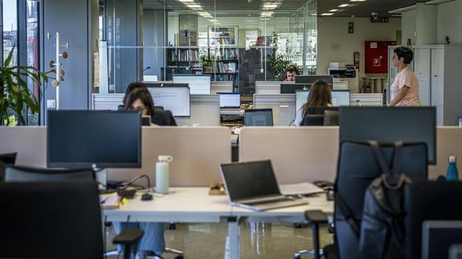 Millora desigual en l’ocupació a Espanya: quan les dades rècord de treball no arriben a tothom