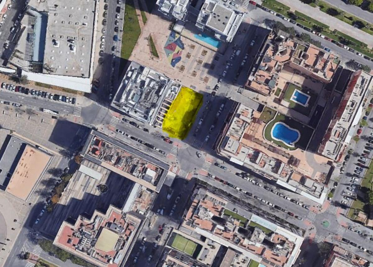 En amarillo, el solar en Parque Litoral que el Ayuntamiento de Málaga cederá a AVRA.