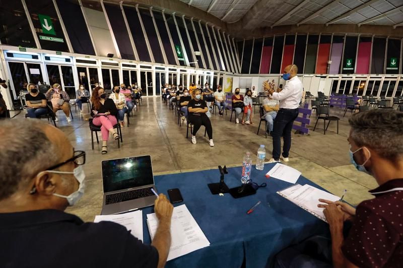 Reunión con las murgas adultas del Carnaval 2022