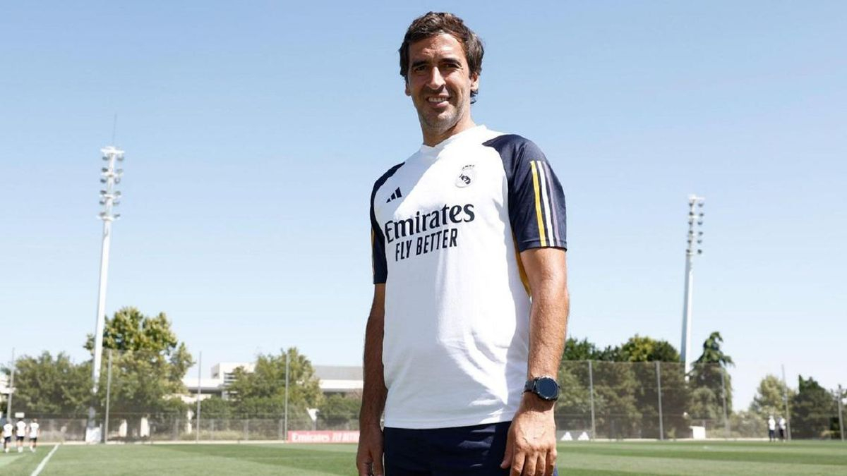 Raúl González es el entrenador del Real Madrid Castilla, rival este sábado del Málaga CF.