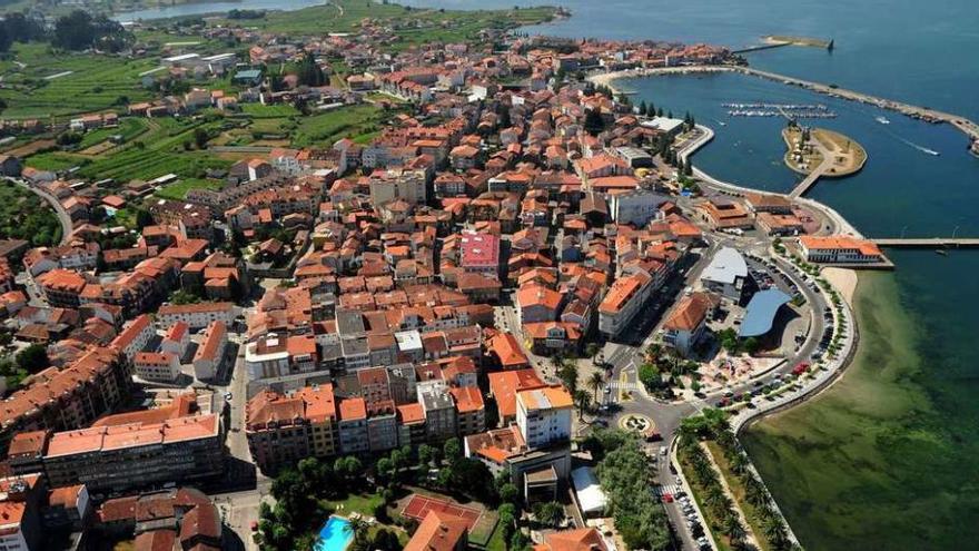 Entorno de la plaza de abastos de Cambados. // Iñaki Abella