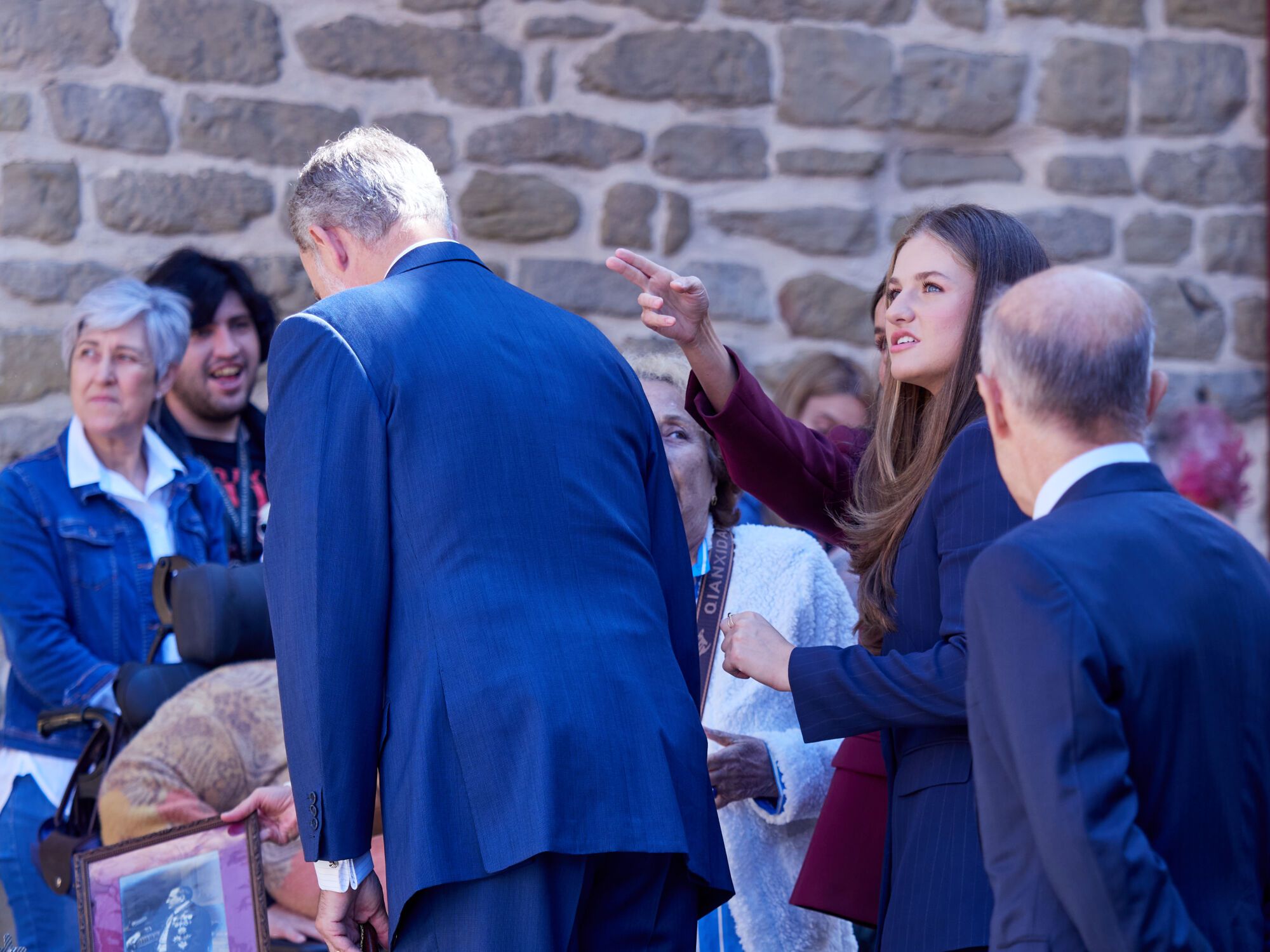 EN IMÁGENES: Leonor se da un baño de multitudes en su estreno como Princesa de Viana