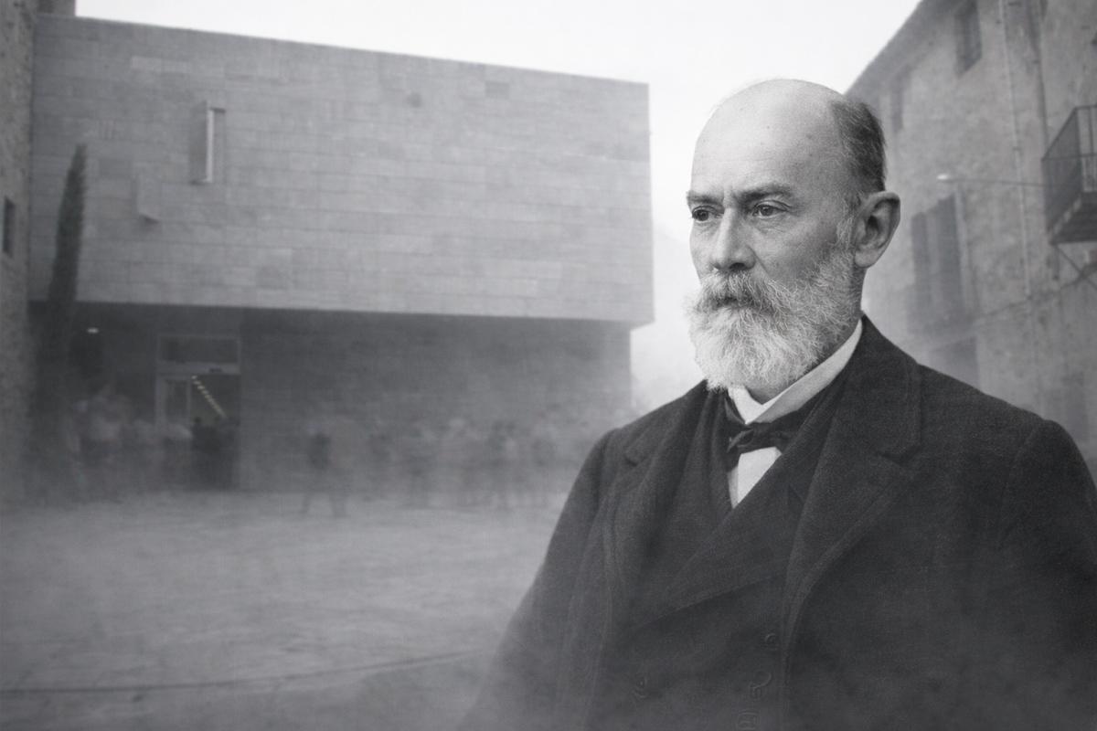 Una foto de Ramon Bordas sobreposada en una de la biblioteca que porta el seu nom