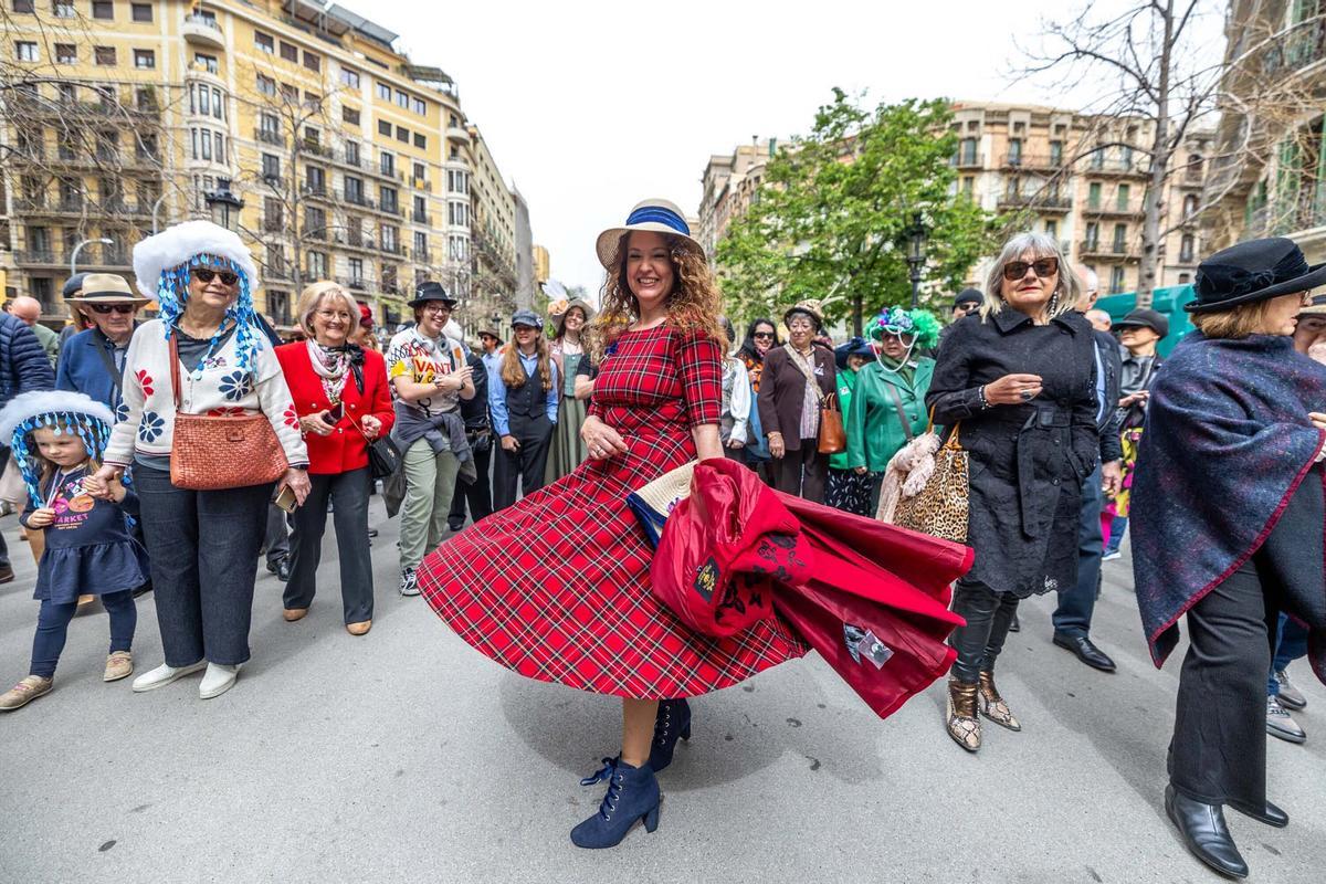 Nueva edición del Paseo con Sombrero por Barcelona