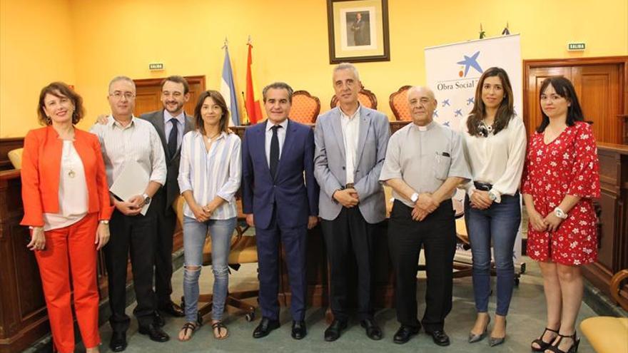 Convenios de la Caixa con colectivos de Lucena