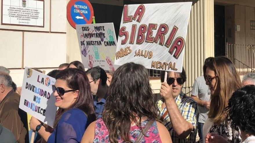 Medio millar de personas celebran el Día Mundial de la Salud Mental en Almendralejo