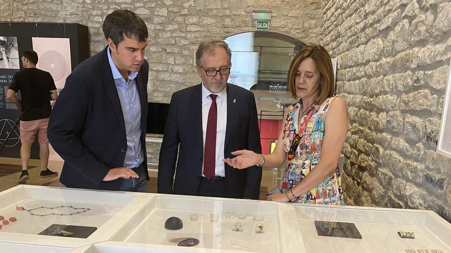 Ripollés, Martí y Sánchez, en una de las exposiciones abiertas en el consistorio de Morella.