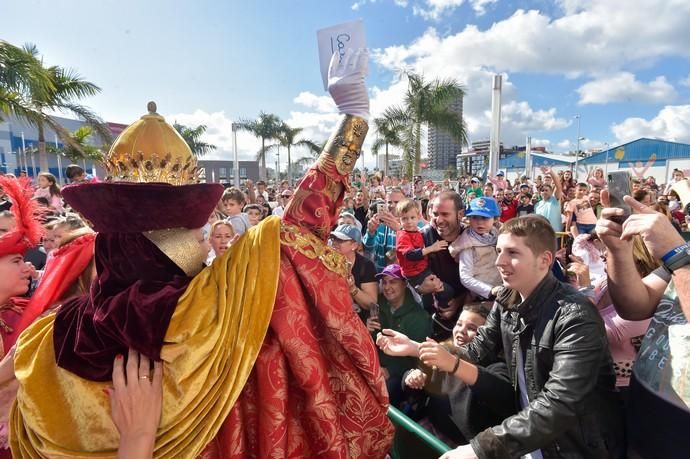 05-01-2020 LAS PALMAS DE GRAN CANARIA. Llegada de los Reyes Magos al Sanapú. Fotógrafo: ANDRES CRUZ  | 05/01/2020 | Fotógrafo: Andrés Cruz