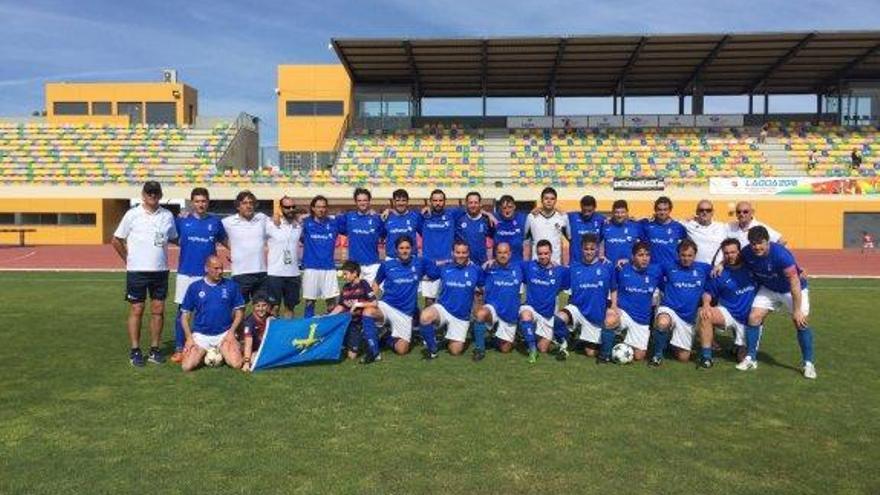 El equipo de fútbol del Colegio de Abogados, tercero en el mundial