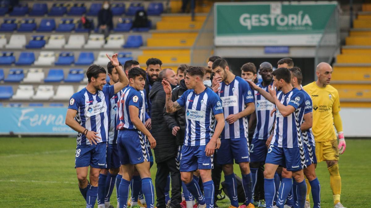 El Alcoyano se lleva los tres puntos ante La Nucía