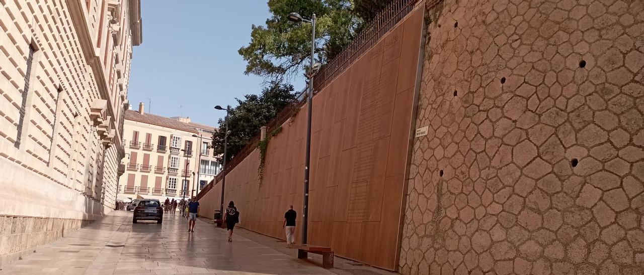 El panel poético y la Travesía del Pintor Nogales, ayer.