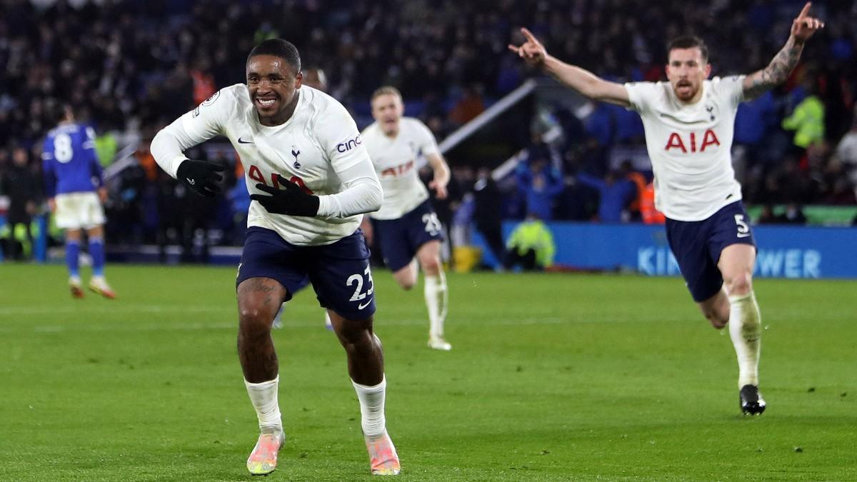 Bergwijn celebró el tanto del triunfo a lo grande