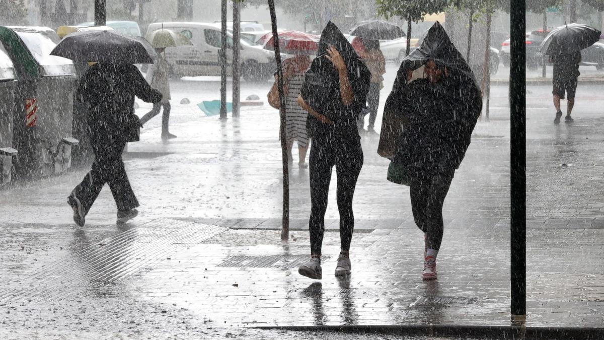 Imagen de archivo de una tormenta en Murcia.