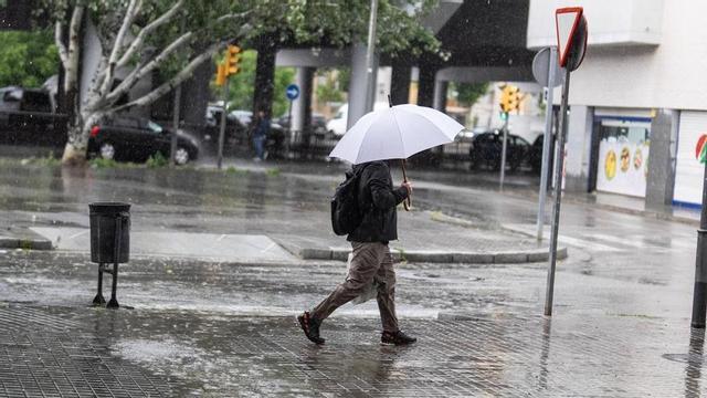 Catalunya eleva els avisos per pluja davant els xàfecs previstos des d’aquest dijous a la tarda fins al cap de setmana