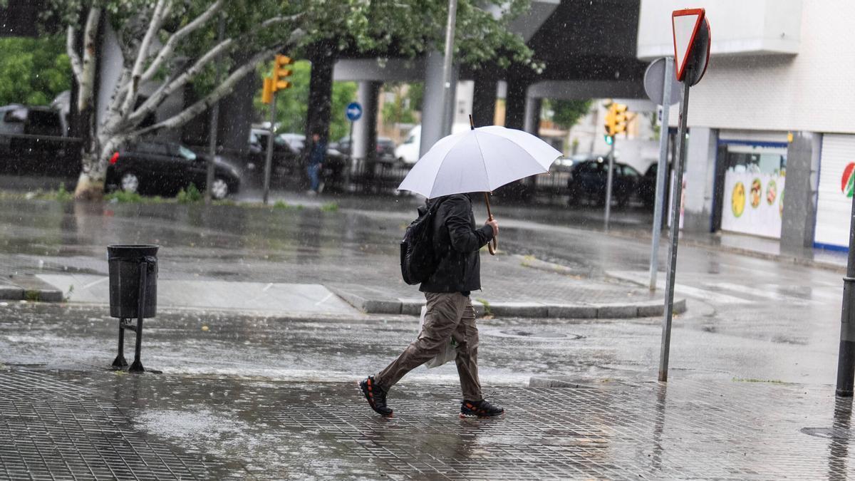 Ambiente de lluvia en la ciudad.