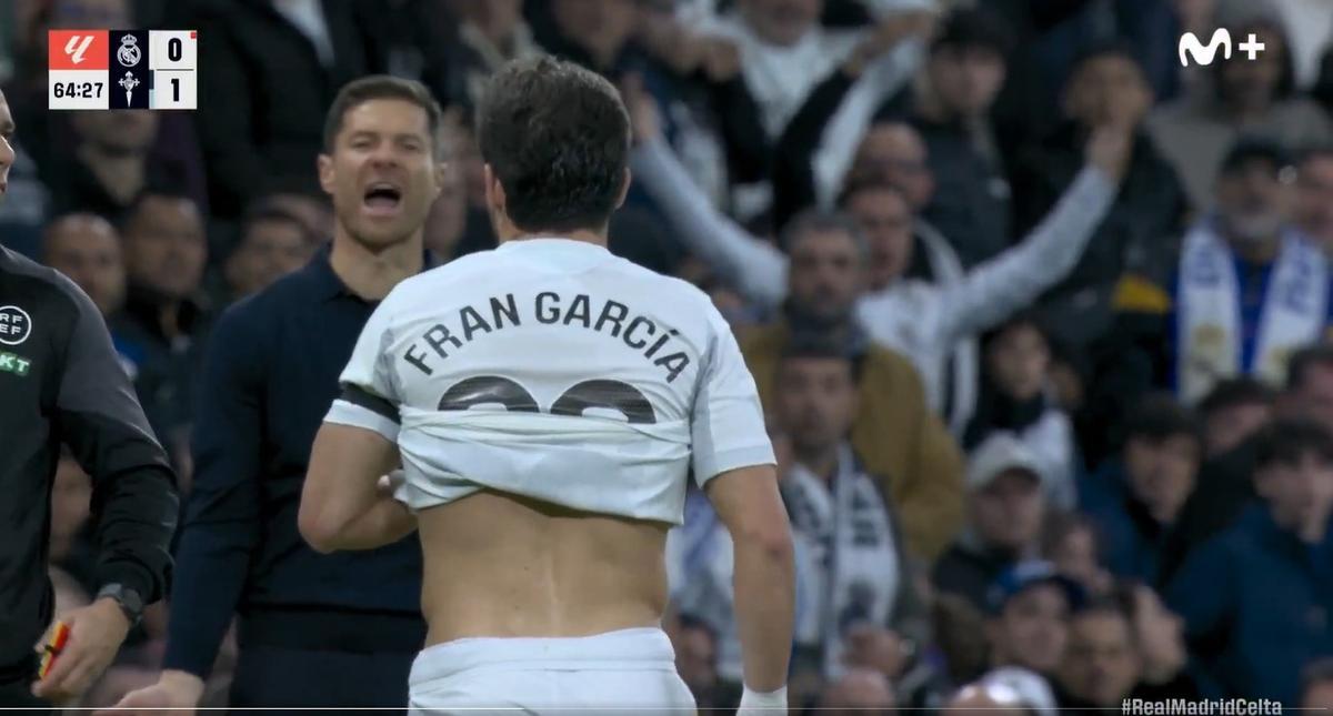 Xabi Alonso recriminó la roja a Fran Garcia