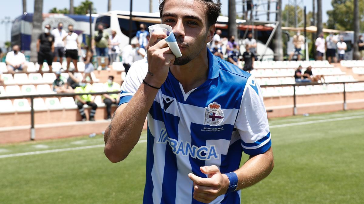 El Dépor le gana al Barcelona la final de la Copa de Campeones y es el mejor juvenil de España