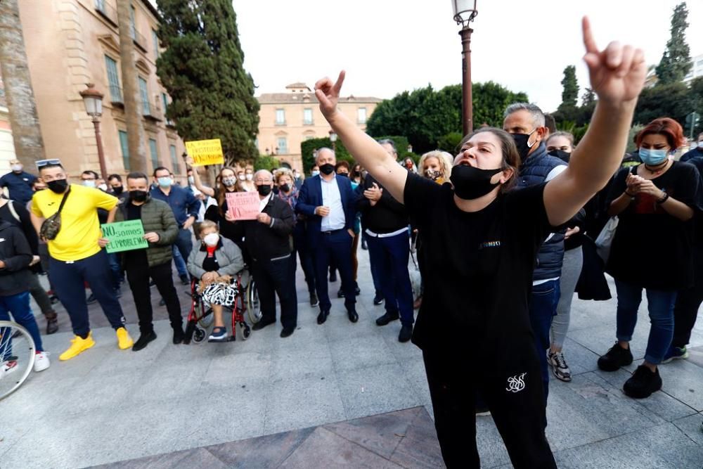 Hosteleros protestan en Murcia