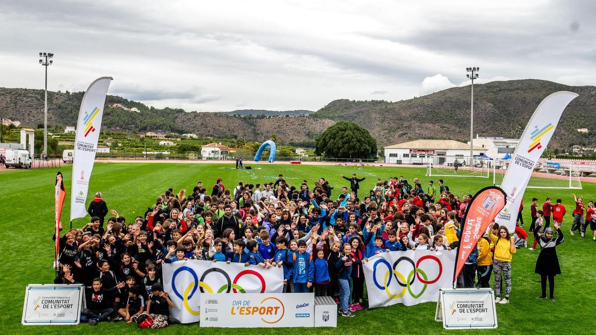 El Dia de l’Esport 2024 vivió su edición más multitudinaria con la participación de alrededor de 350.000 niños y niñas de más de 1.000 centros educativos de la Comunitat.