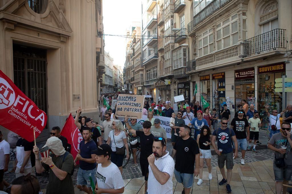 La protesta de las empresas auxiliares de Cartagena, en imágenes