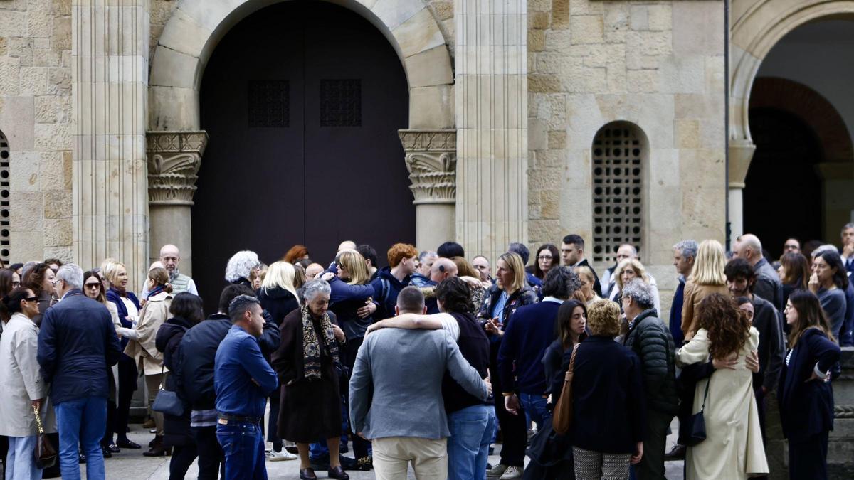 El funeral de Carlos Loredo, en imágenes