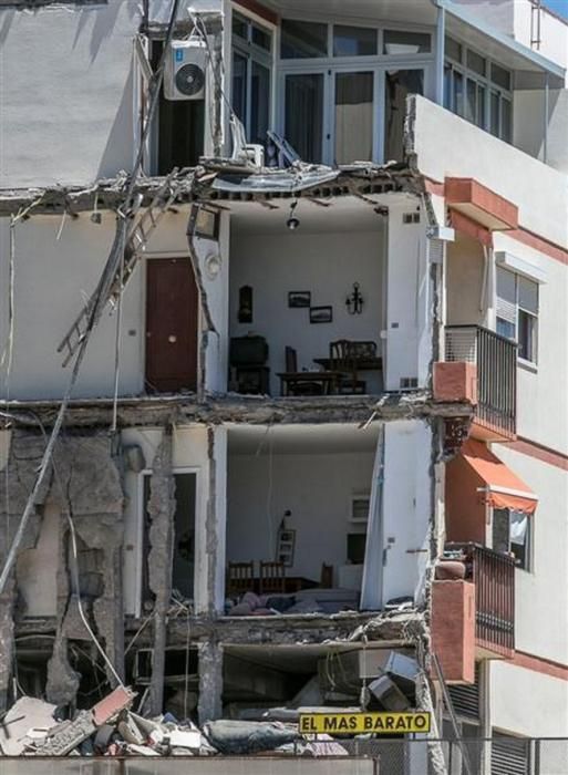 Derrumbe de un edificio de viviendas en Los Cristianos