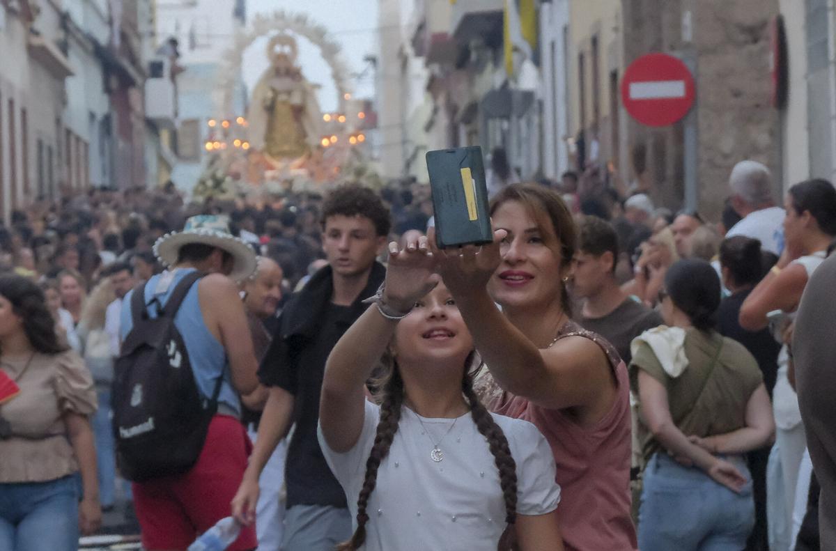 Procesión de La Aurora de la Virgen del Carmen en La Isleta 2026 Procesión de La Aurora de la Virgen del Carmen en La Isleta 2026