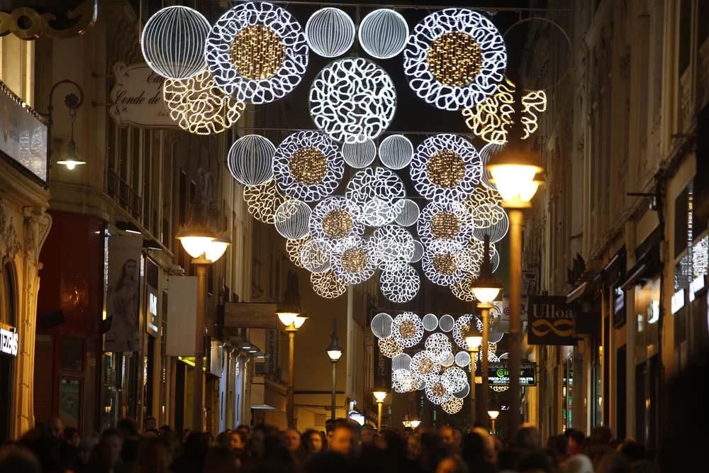 La luz de la navidad ya ilumina el centro