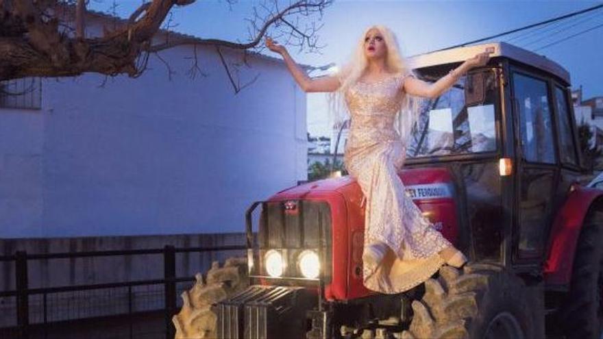 &quot;Me gusta ir a la carnicería de un pueblo vestido de drag&quot;