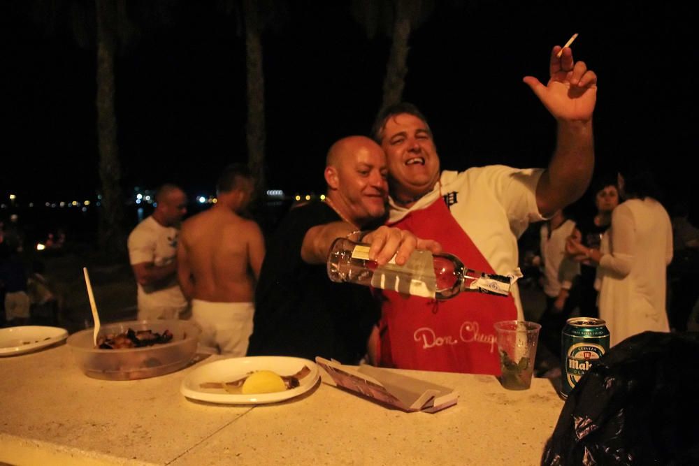 Noche de San Juan en las playas de Torrevieja