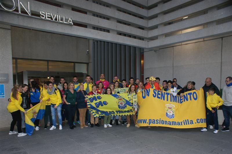 Llegada de la UD al hotel de Sevilla