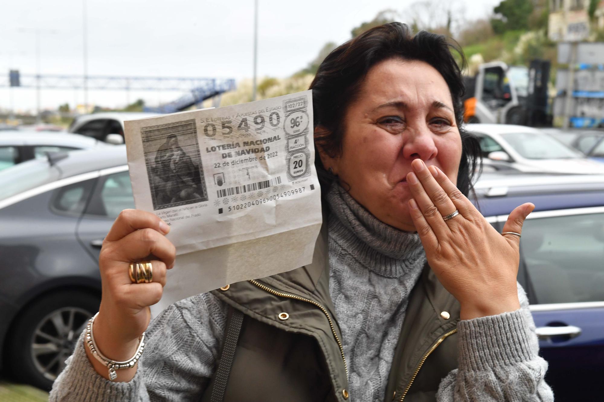 El Gordo cae en A Coruña: El primer premio de la Lotería de Navidad deja 180 millones entre la calle Barcelona y El Gaucho I