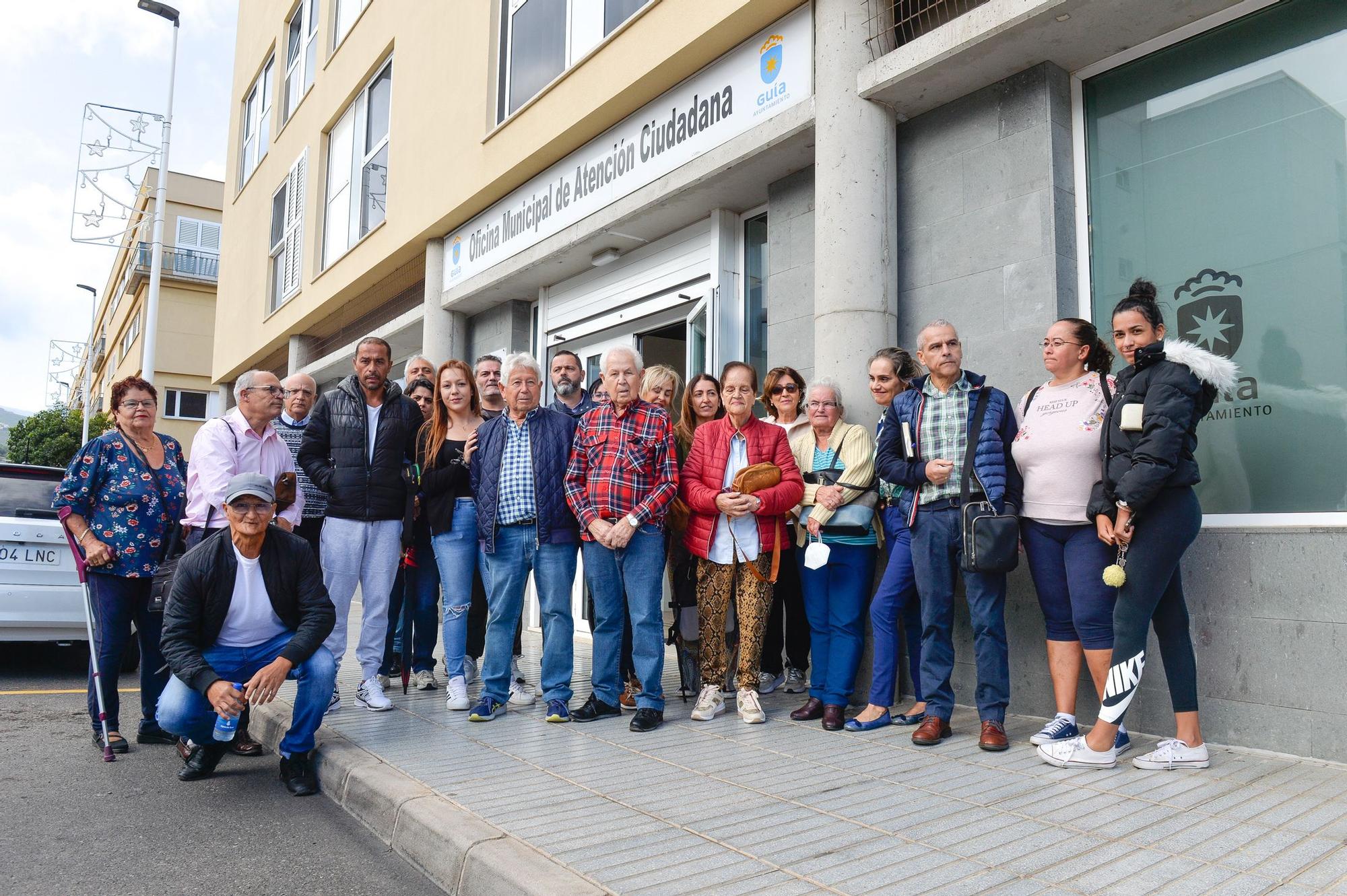 Concetración de afectados por el traslado de la residencia de mayores Tarazona