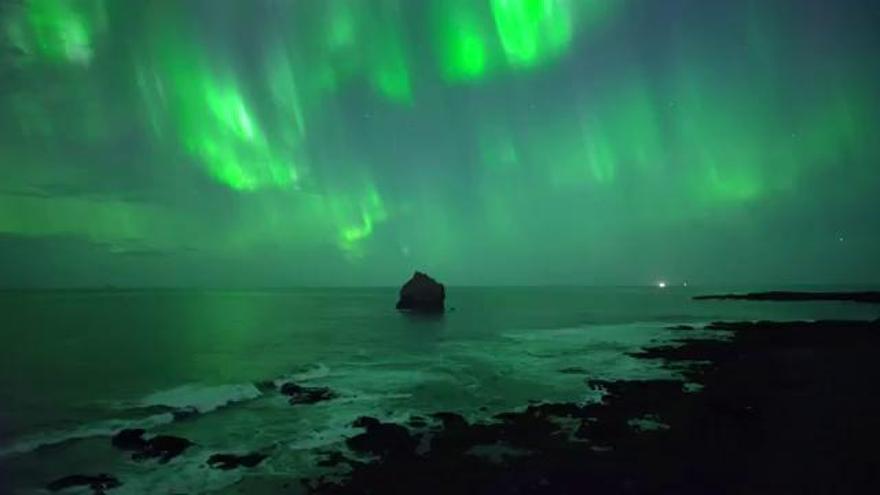 Espectacular aurora boreal captada per un dron