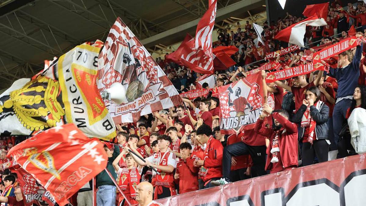 El Real Murcia-Ceuta, en imágenes