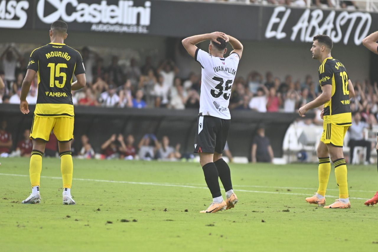 FC Cartagena - Real Zaragoza en imágenes