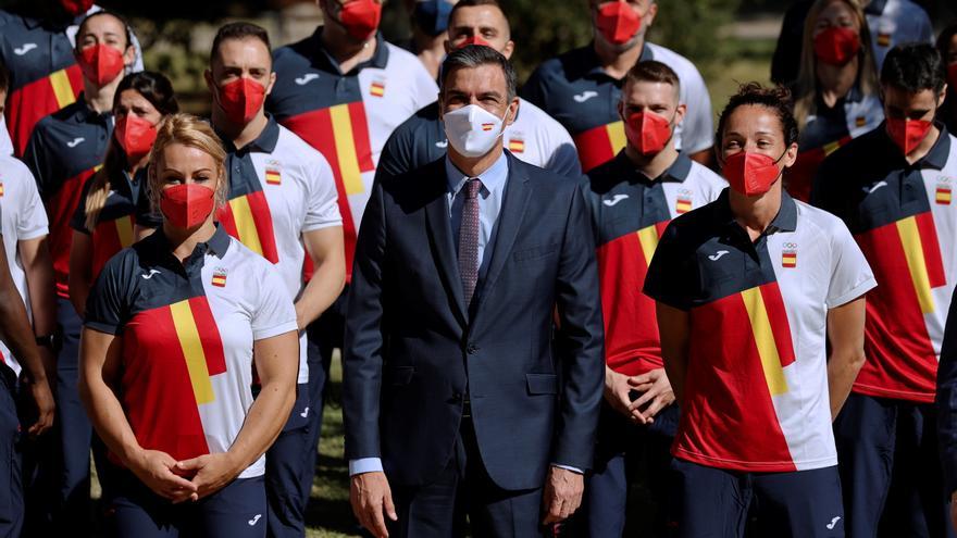 Sánchez recibe al equipo olímpico español que participará en los JJOO de Tokio