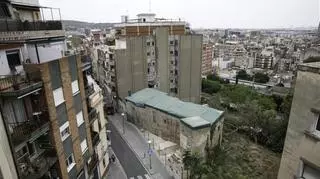 Un castillo medieval en medio de L'Hospitalet