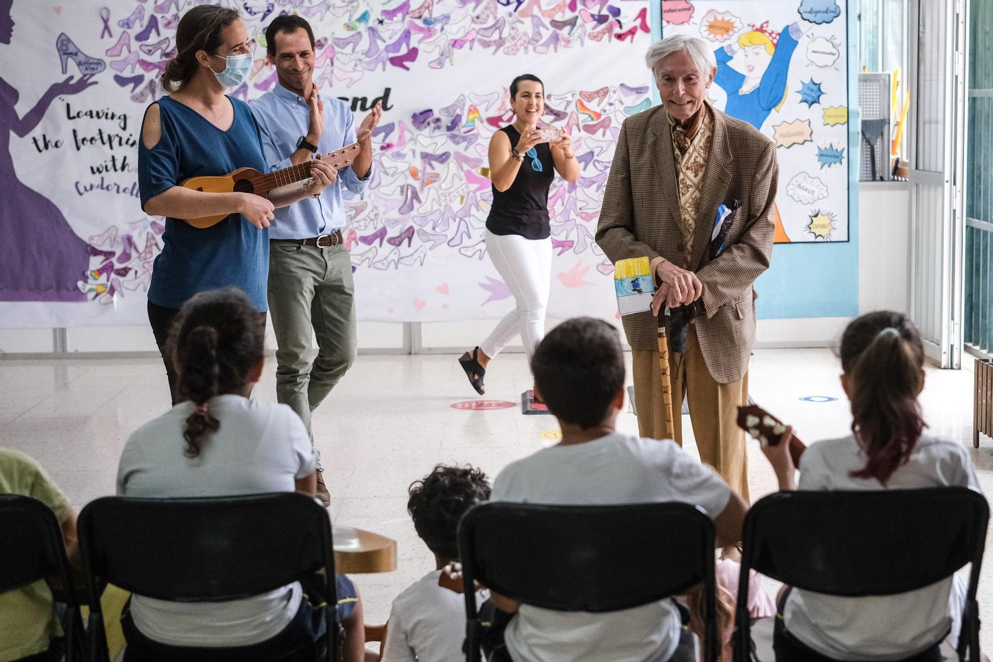 Pepe Dámaso visita el colegio Pepe Dámaso