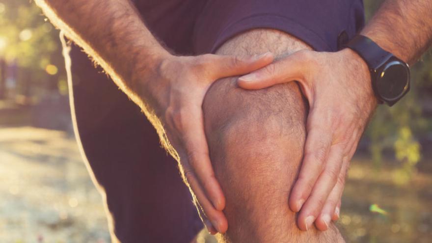 Las rodillas son una de las articulaciones que más sufren.