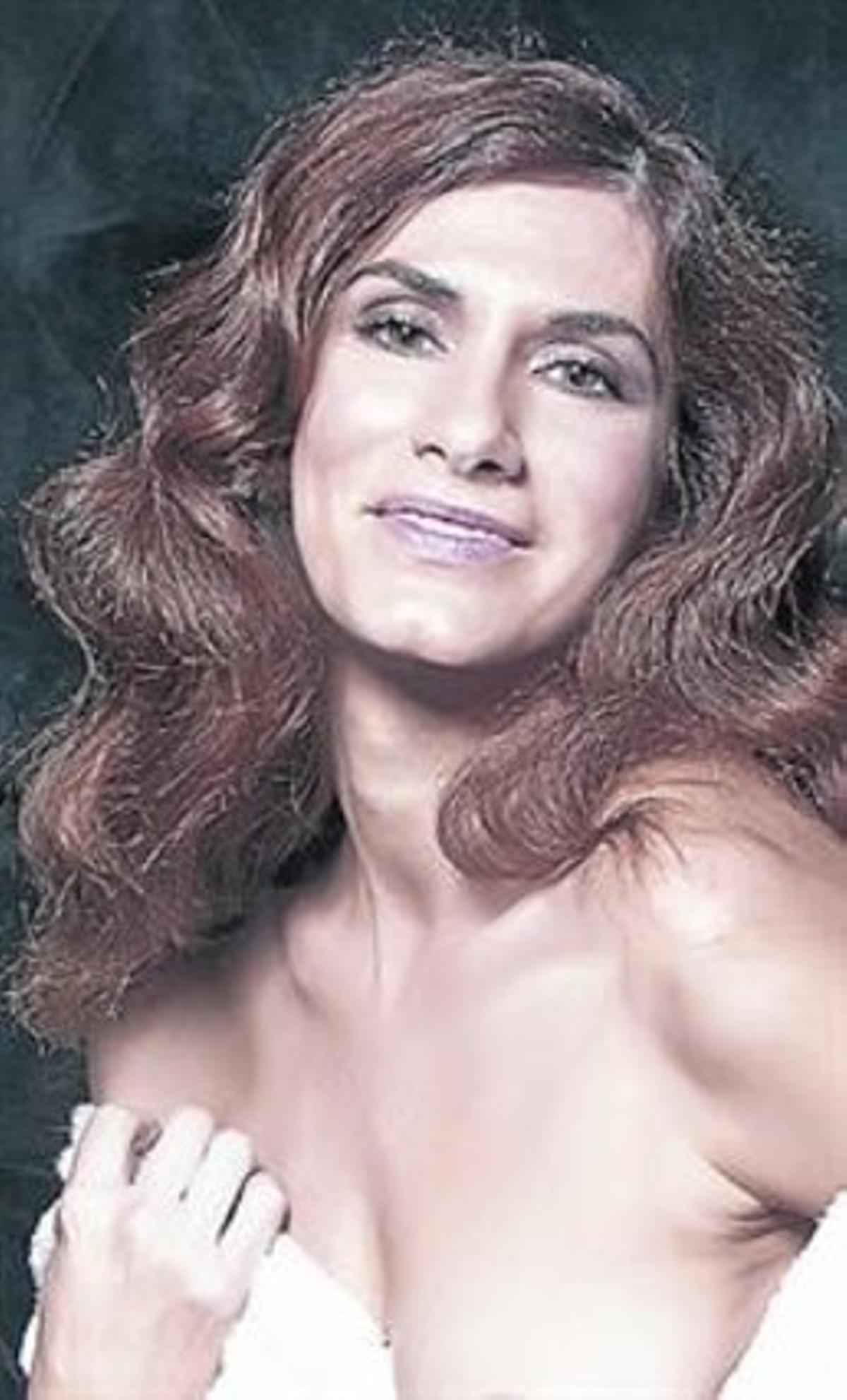 La viuda de Juan Tarodo, ex de Marta Sánchez, a Interviú_MEDIA_1 La viuda de Juan Tarodo, ex de Marta Sánchez, a Interviú_MEDIA_1