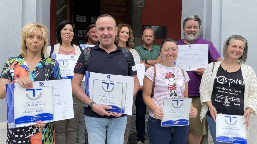 Entrega de distintivos de Calidad Turística SICTED en Aller