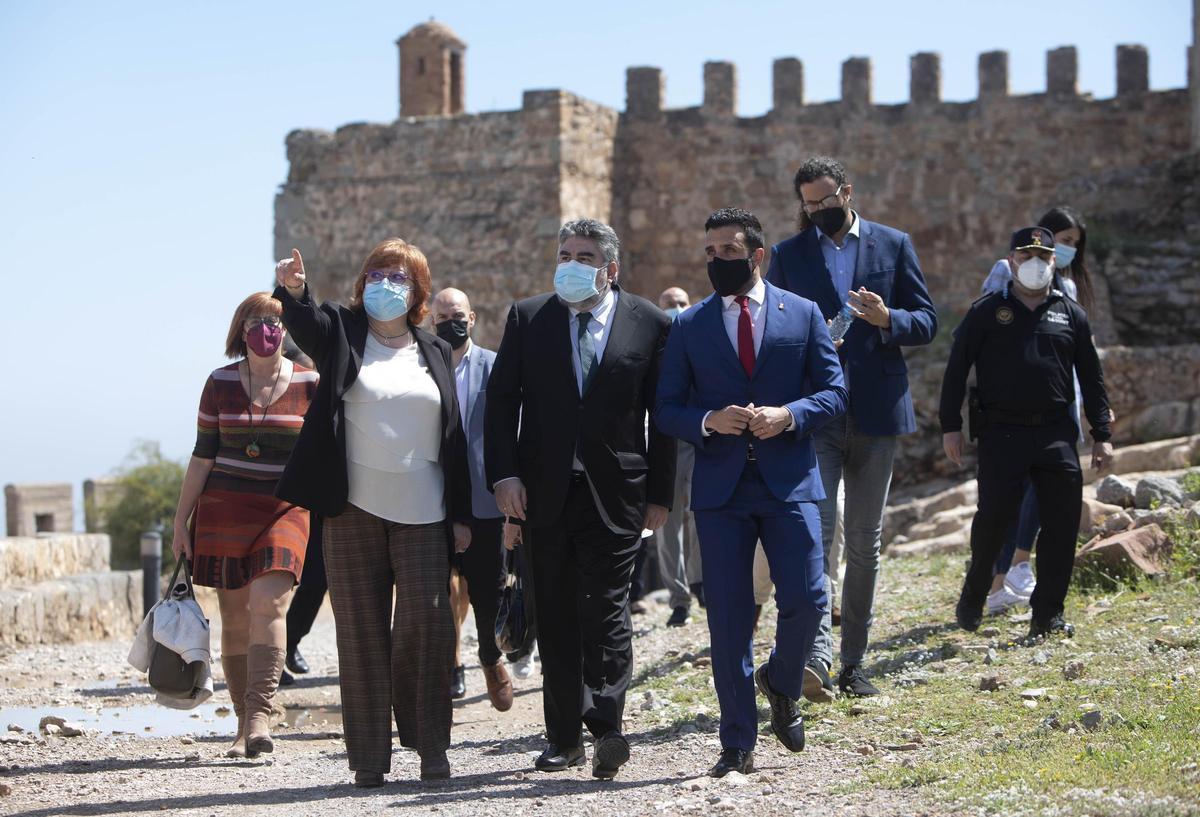 Visita del Ministro de Cultura hace tres años al Castillo de Sagunt.