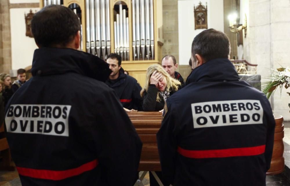 Funeral por Eloy Palacio, bombero fallecido en Oviedo