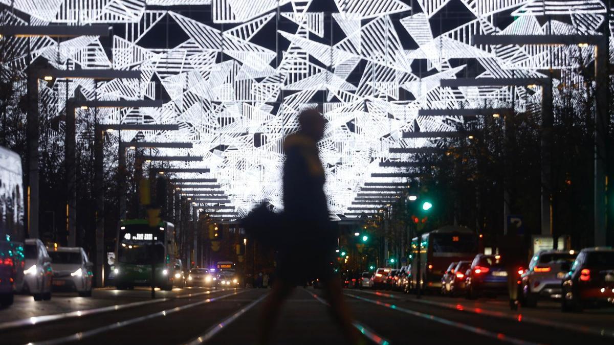 En imágenes | Zaragoza ya brilla por Navidad