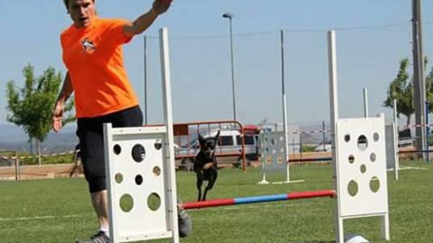 Una torrentina y su perro irán al mundial de Agility