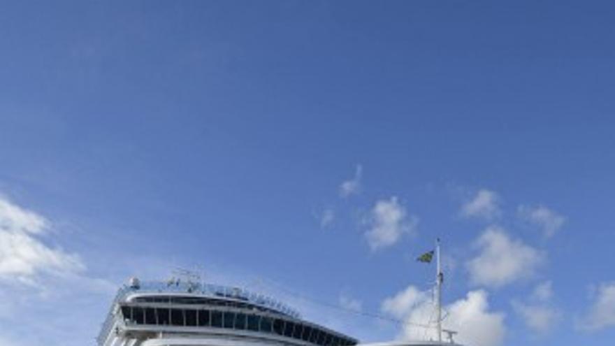 El crucero Costa Deliziosa hace escala en Arrecife